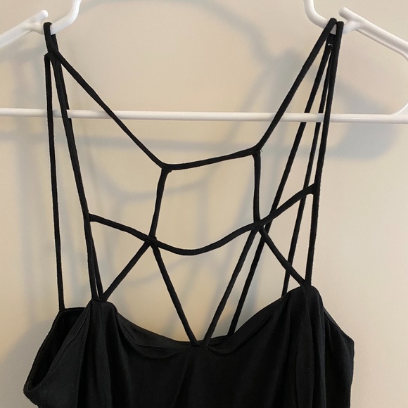 Tobi Caged Front Maxi Dress - Picture 5 of 8